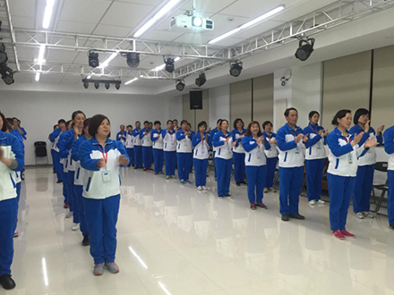 公司在建峰企管学院培训