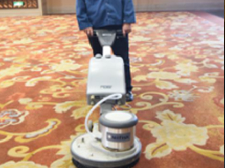 清洗地毯规范及操作